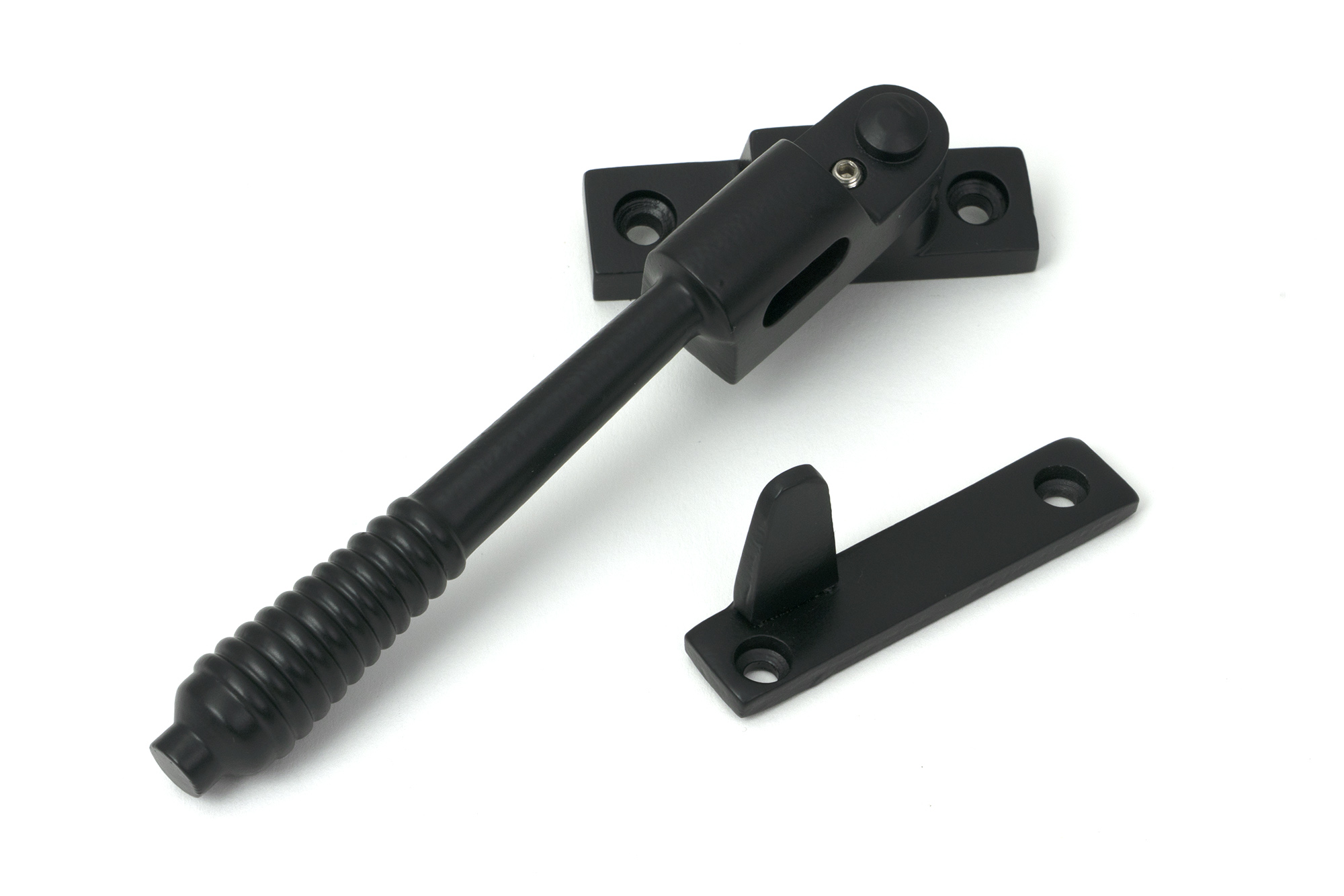 matt black night vent locking reeded fastener