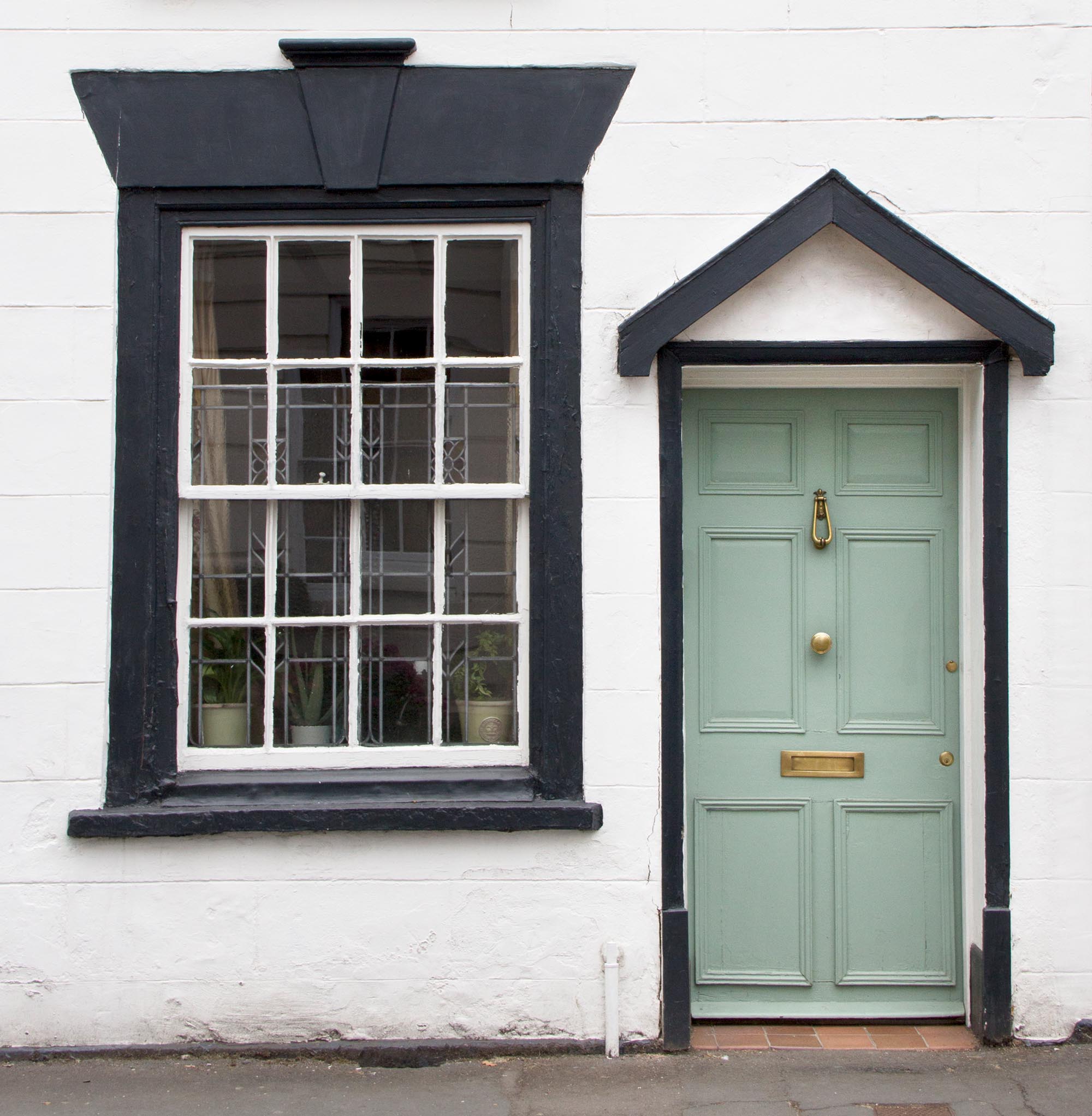 polished brass 30mm round escutcheon