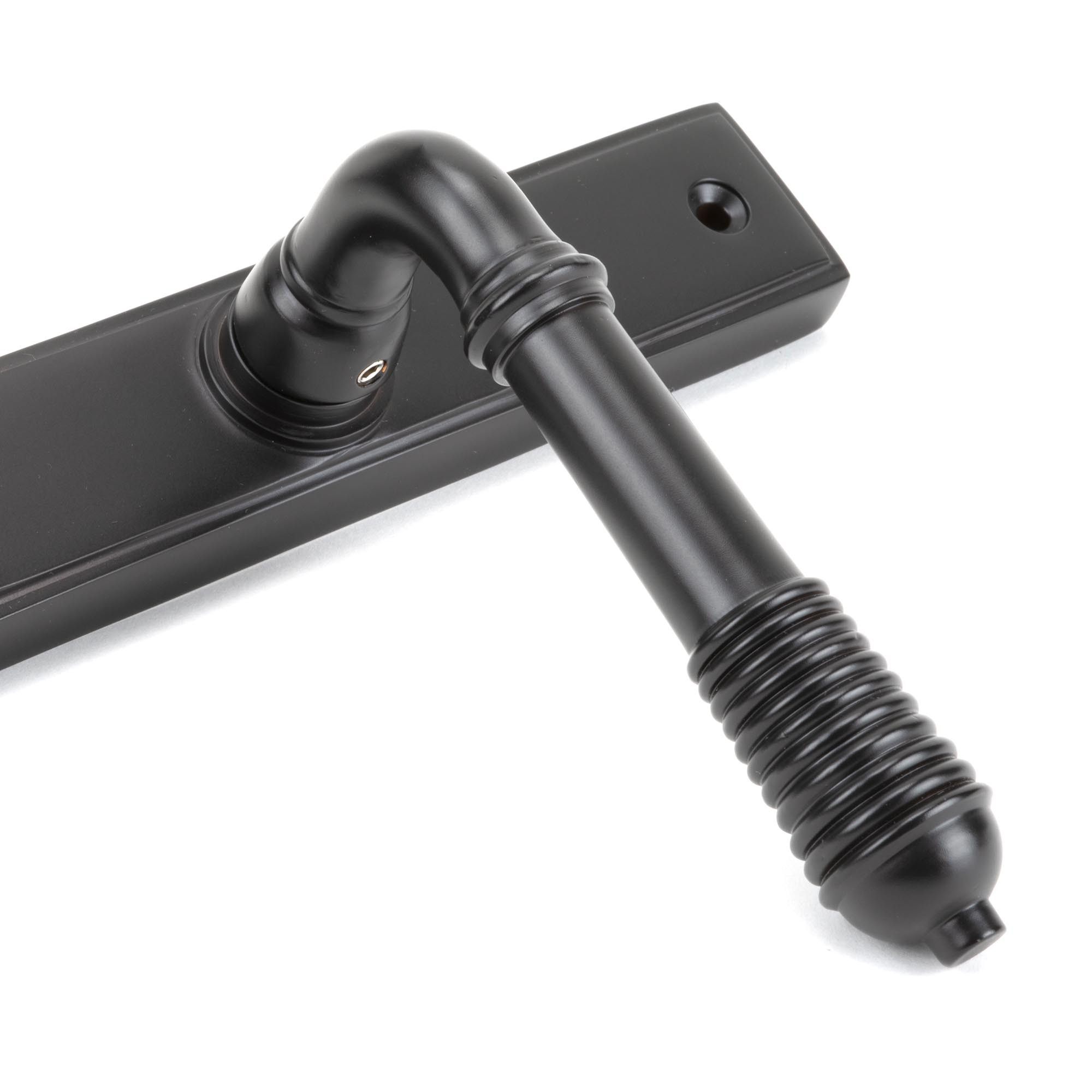 aged bronze reeded slimline lever espag. lock set