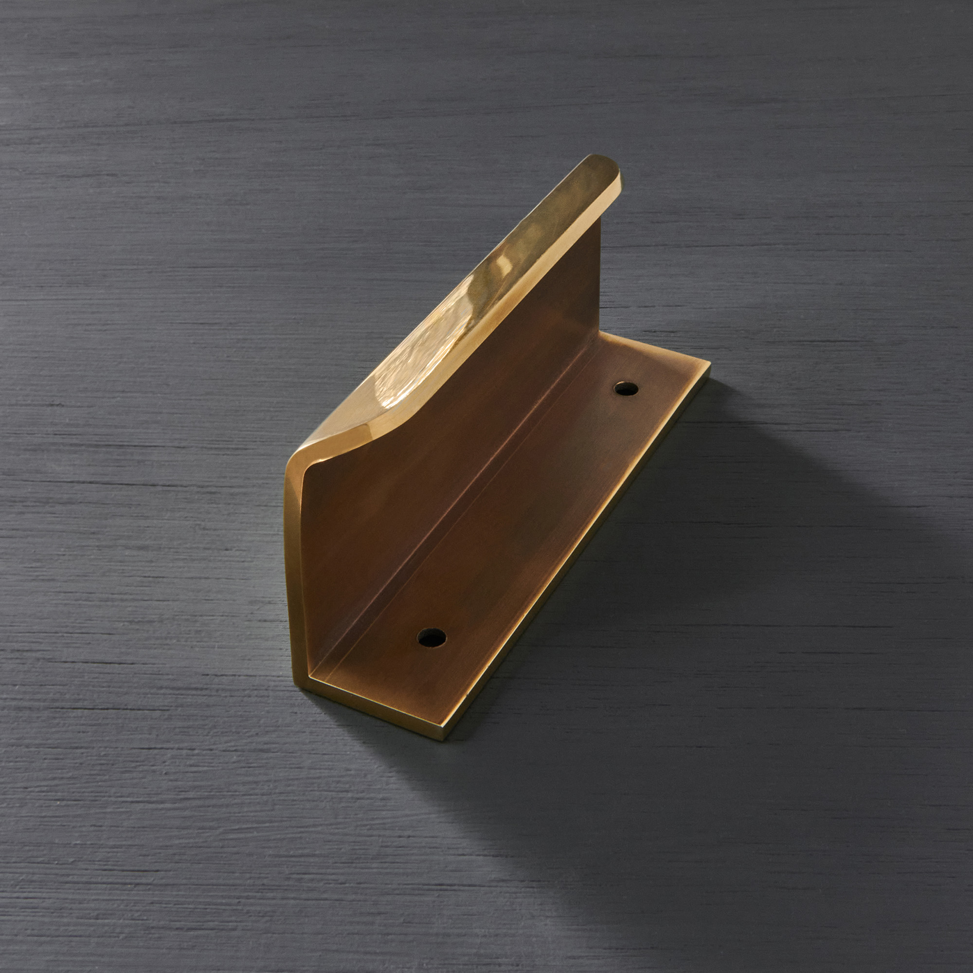 moore edge pull aged brass