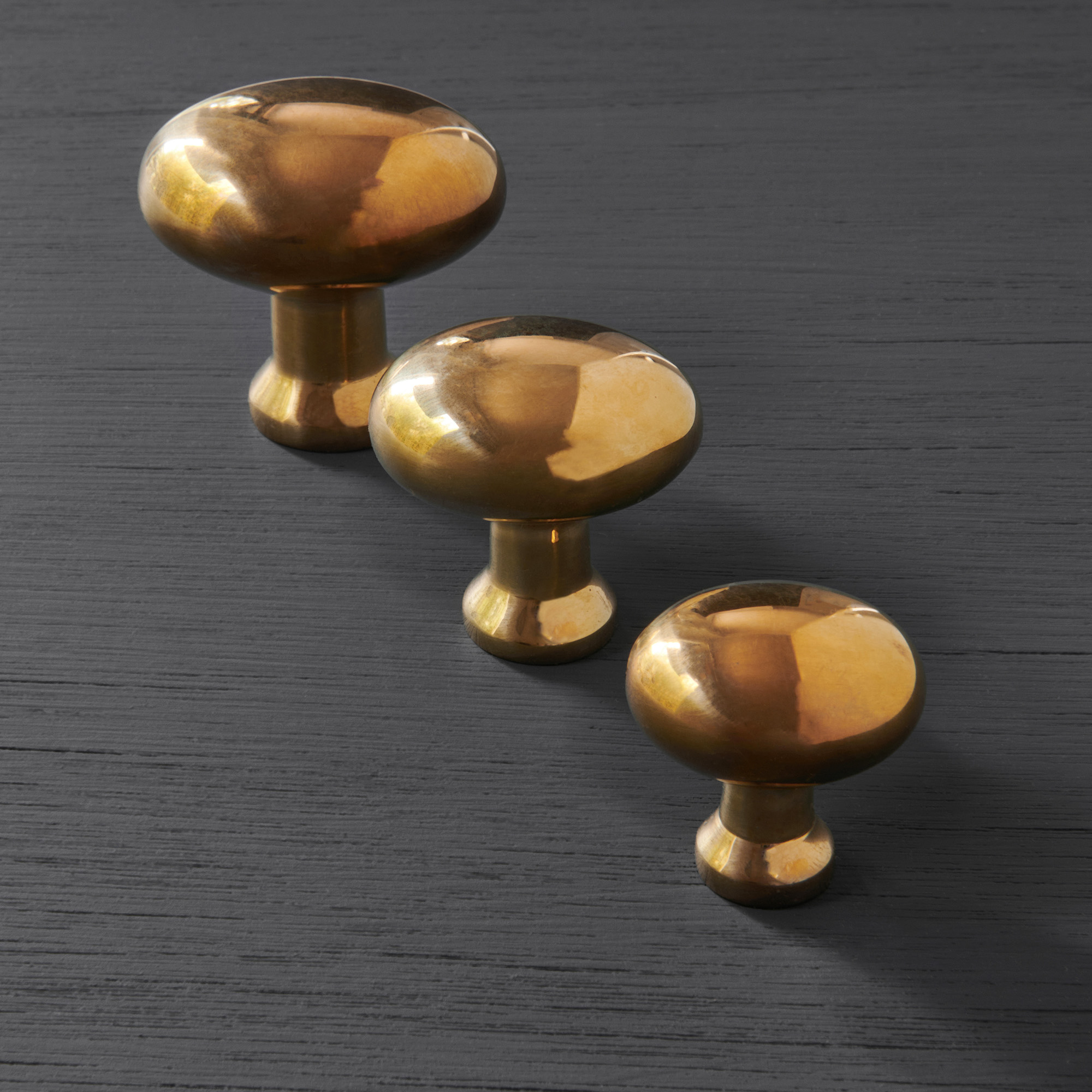 moore cabinet knob polished brass