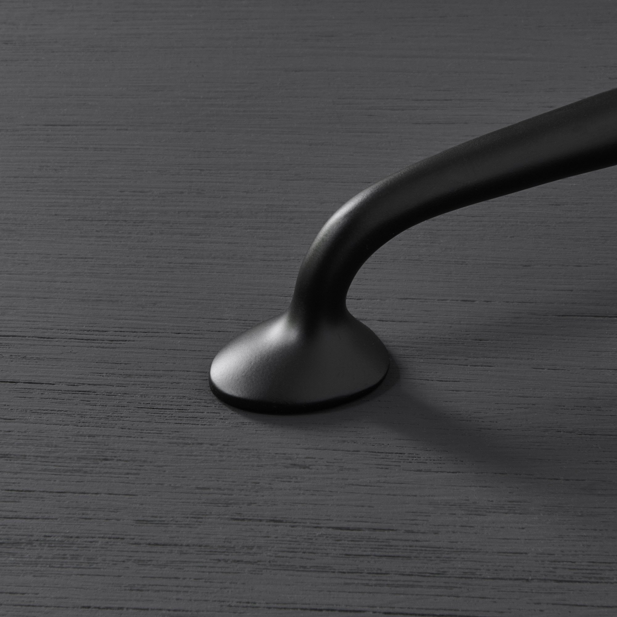 moore pull handle matt black