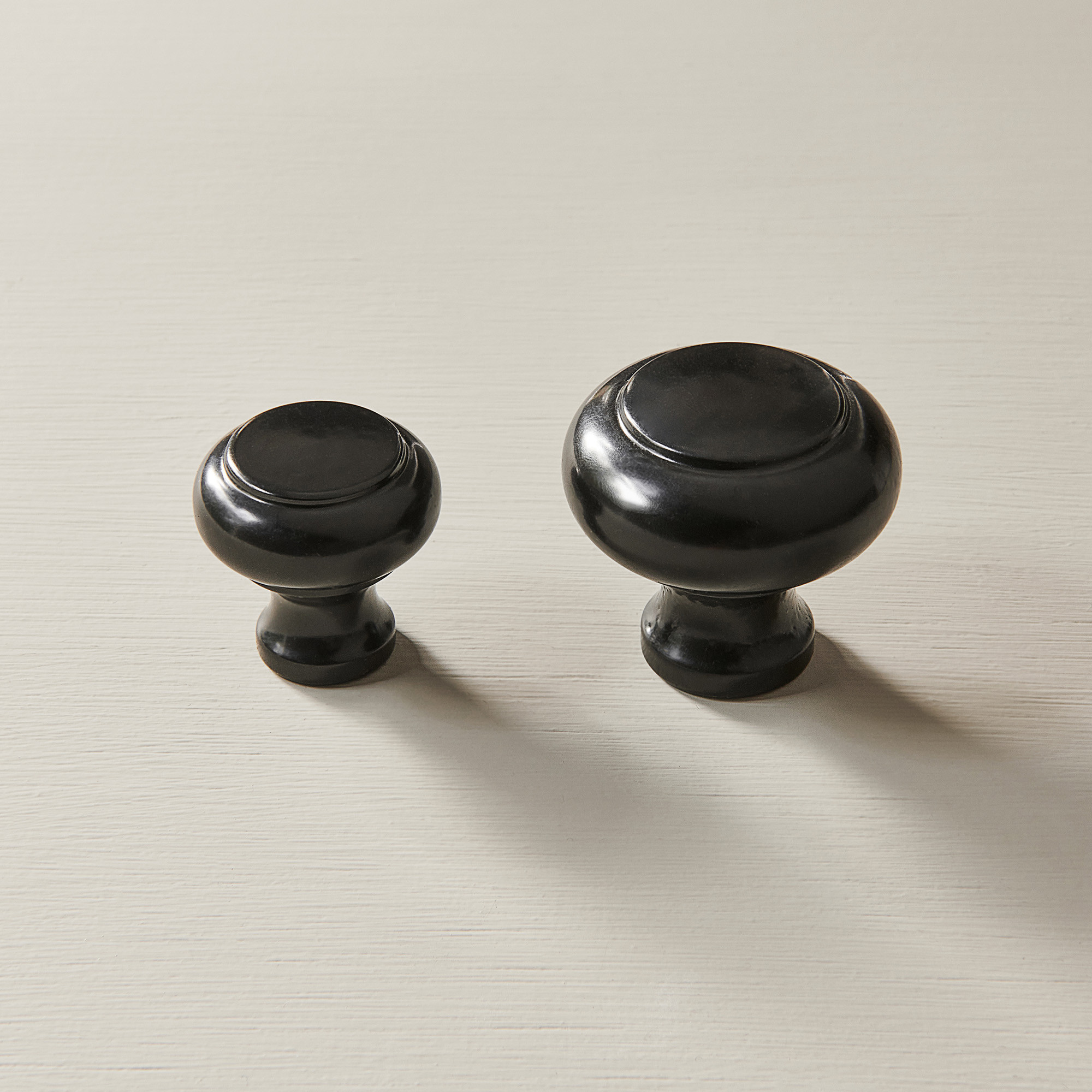 regency cabinet knob black
