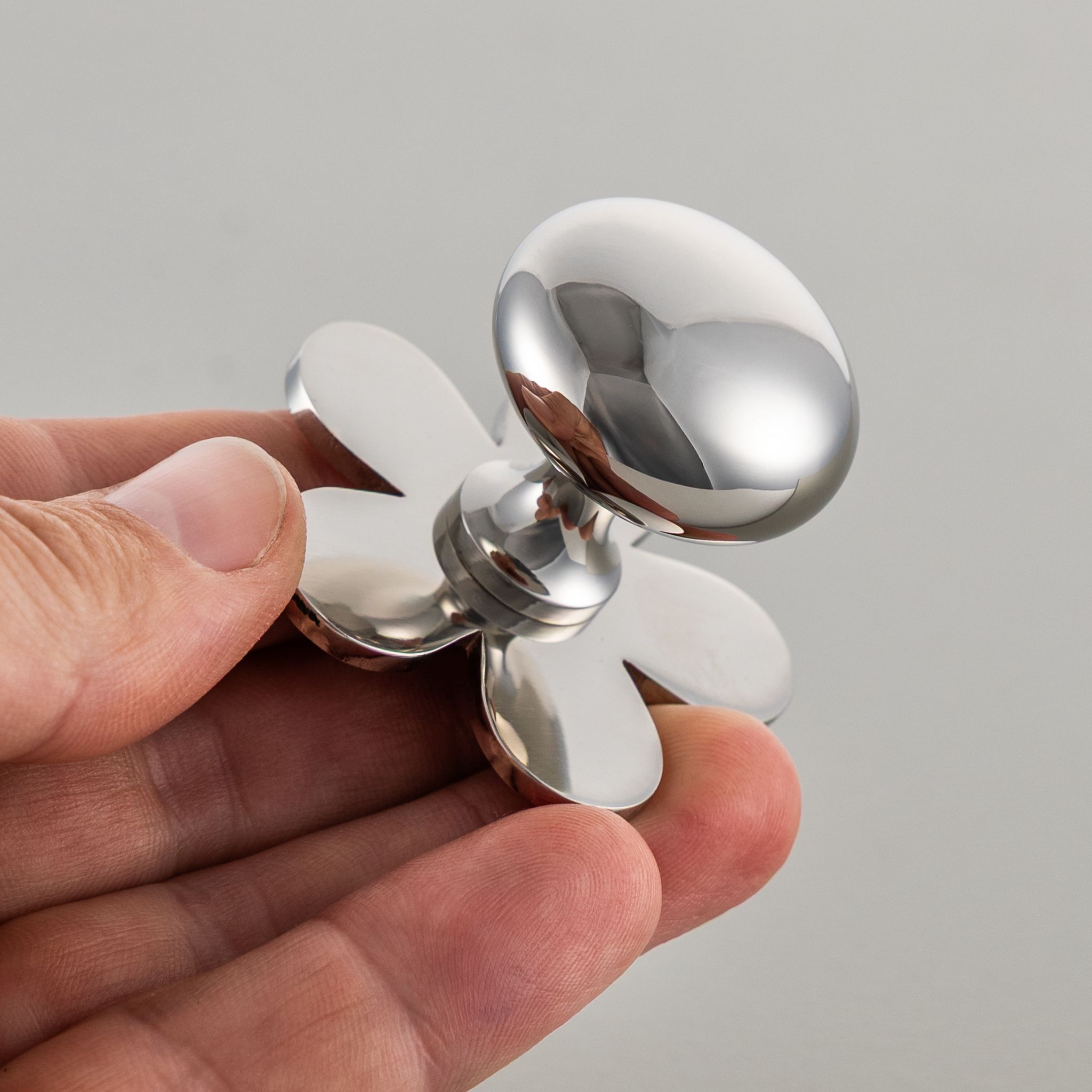 daisy flower cabinet knob polished nickel