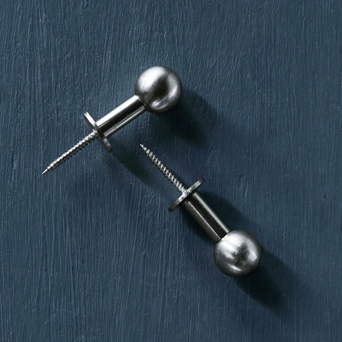 ball hooks silver (set of 2 small)