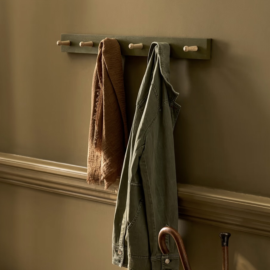 oak peg rail olive green