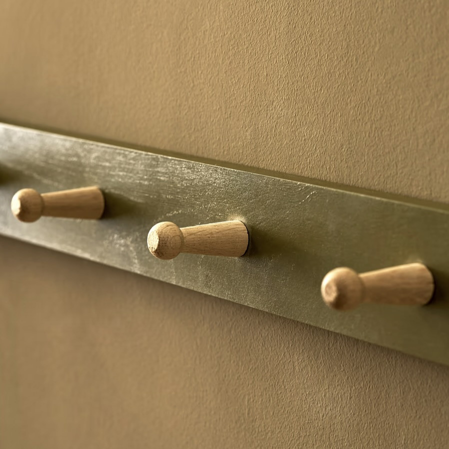 oak peg rail olive green