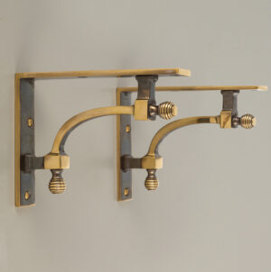 beehive small shelf bracket (pair) aged brass