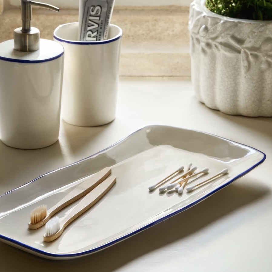 earthenware tray