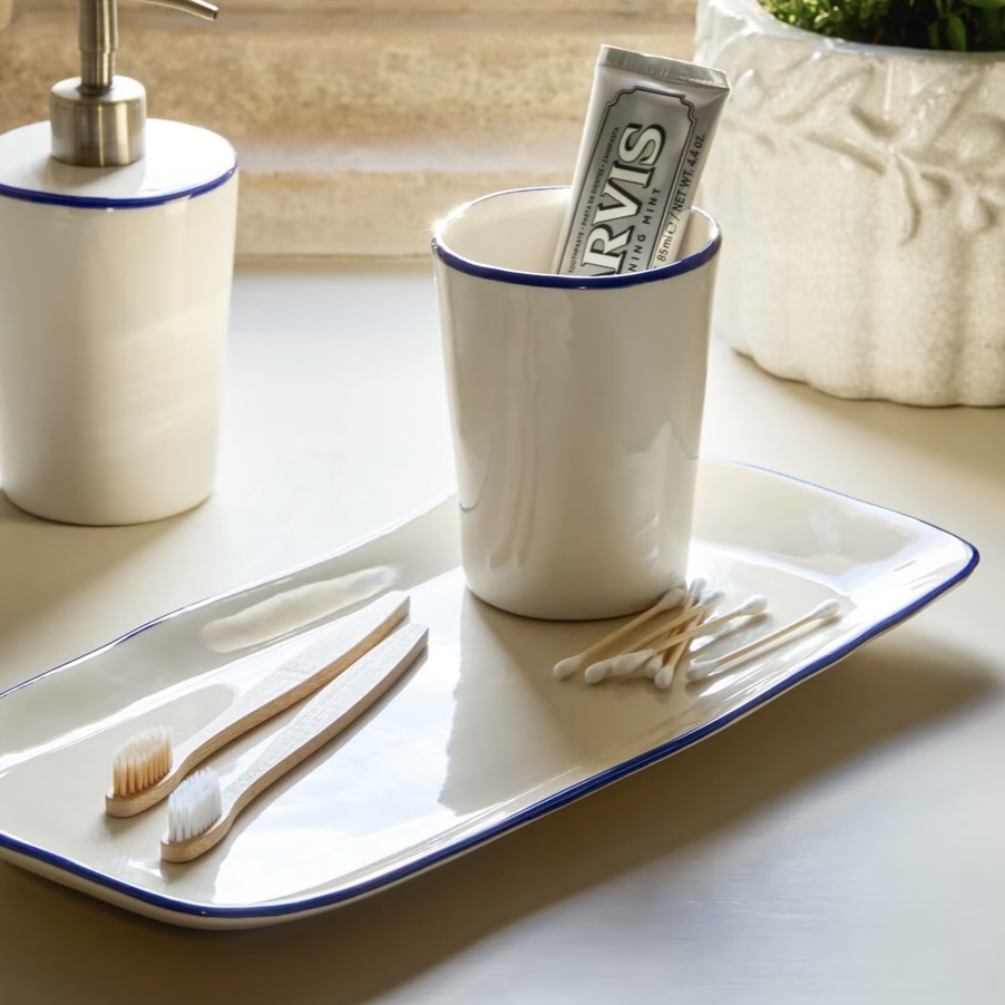 earthenware tray