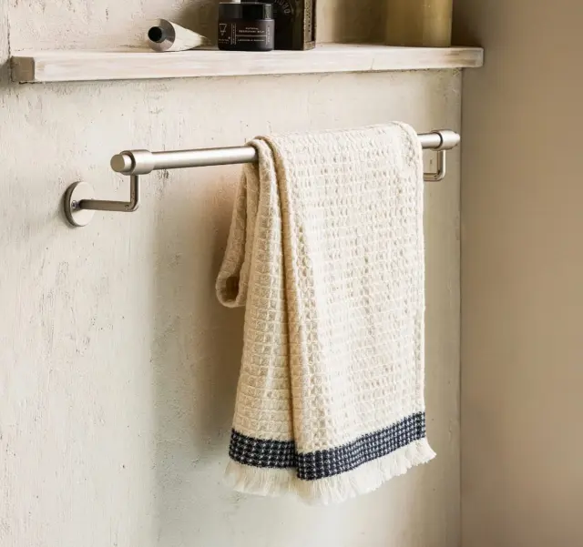 Spotlight on our new range of bathroom hardware in Brushed Nickel. This beautiful finish has warmer tones than polished nickel and its versatility means it combines really well with other materials like aged brass and black hardware. Swipe to see the range ➡️…

#hardware #nickelhardware #nickel #hardwaredesign #interiordetail #interiordetails #interiors #homedecor #traditionalhome #renovation #periodhome #interiors123 #brasshardware #brushednickel #bathroomhardware #bathroomrenovation #bathroominspo