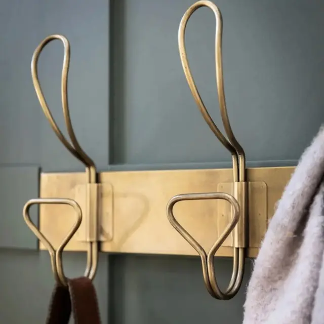 Add a vintage vibe with our Antique Brass Hook Rail. Perfect for using pretty much anywhere in the home or office where hanging space or additional storage is needed. 

#hook #hooks #hookrail #storageideas #stylishstorage #brasshook #brasshooks #brass #brasshardware #hardwarestore #hardwaredesign #interiordesign #interiordesignideas #interiors #homedecor #homedecorideas